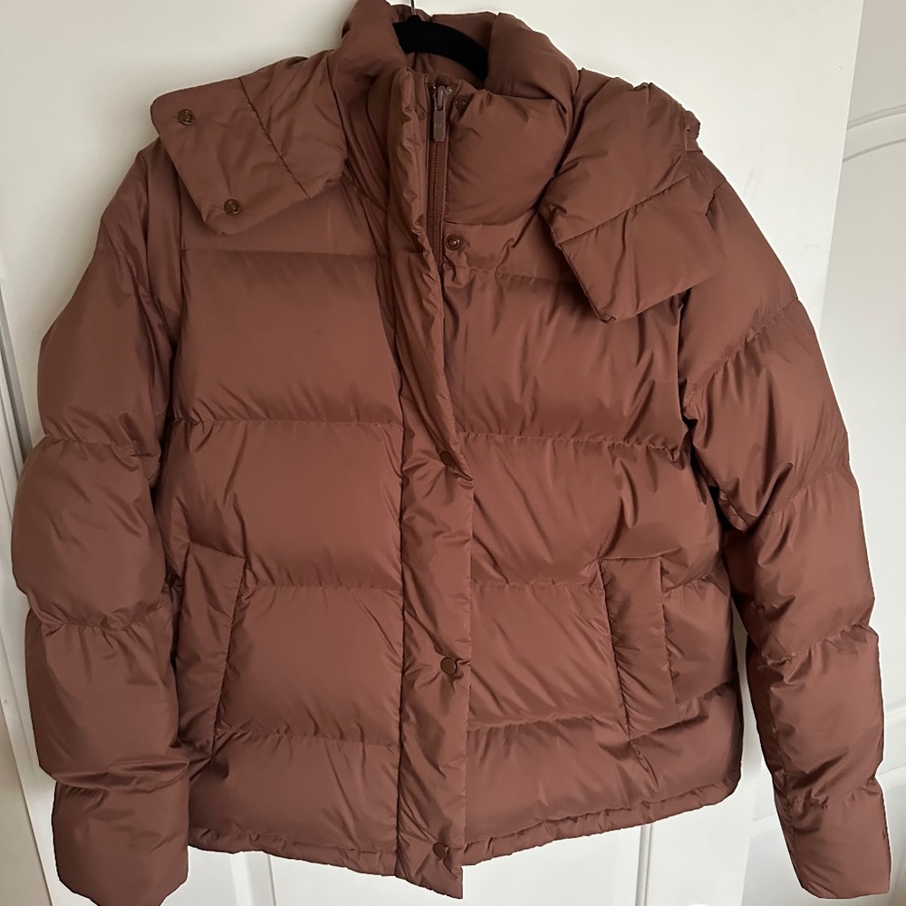 Lululemon Wunder Puff